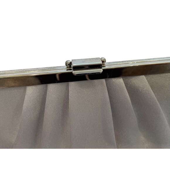 Jessico McClintock Silver Satin Clutch, Evening Clutch, Drop Chain, Clasp - Picture 6 of 11